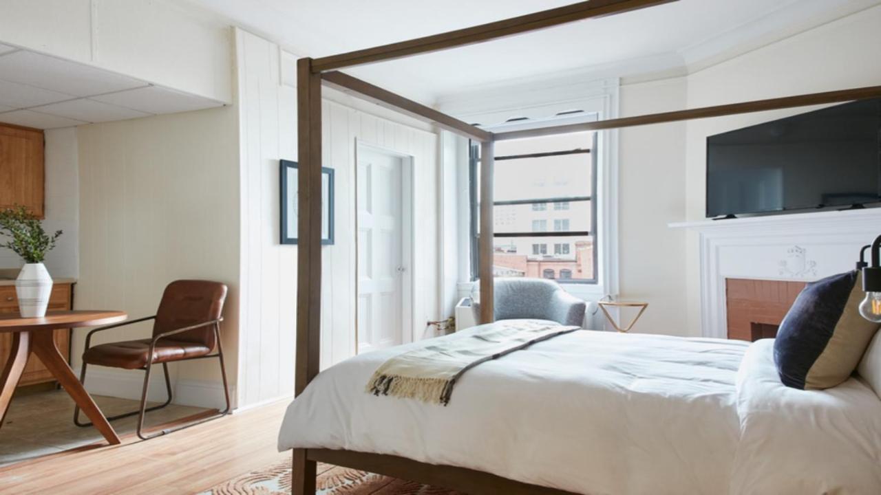 Charming Downtown Crossing Suites By Sonder Everett Dış mekan fotoğraf